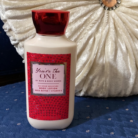 BATH & BODY WORKS SET. . . YOU’RE THE ONE SCENT - Picture 5 of 6